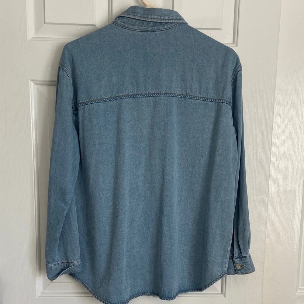 Jane and Delancey Women's Blue Button Down Shirt - Picture 5 of 6
